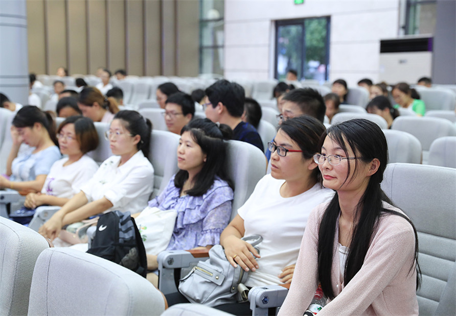 李校长报告【900】 (22).JPG