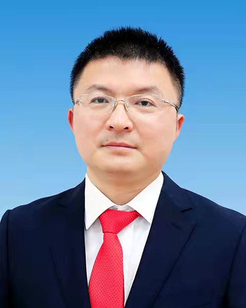李起（党委委员  副校长）